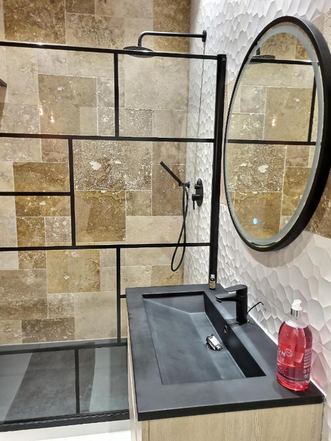 Appartement T2 40M2 Renove Au Coeur Du Panier Vieux Port Marseilles Exterior foto